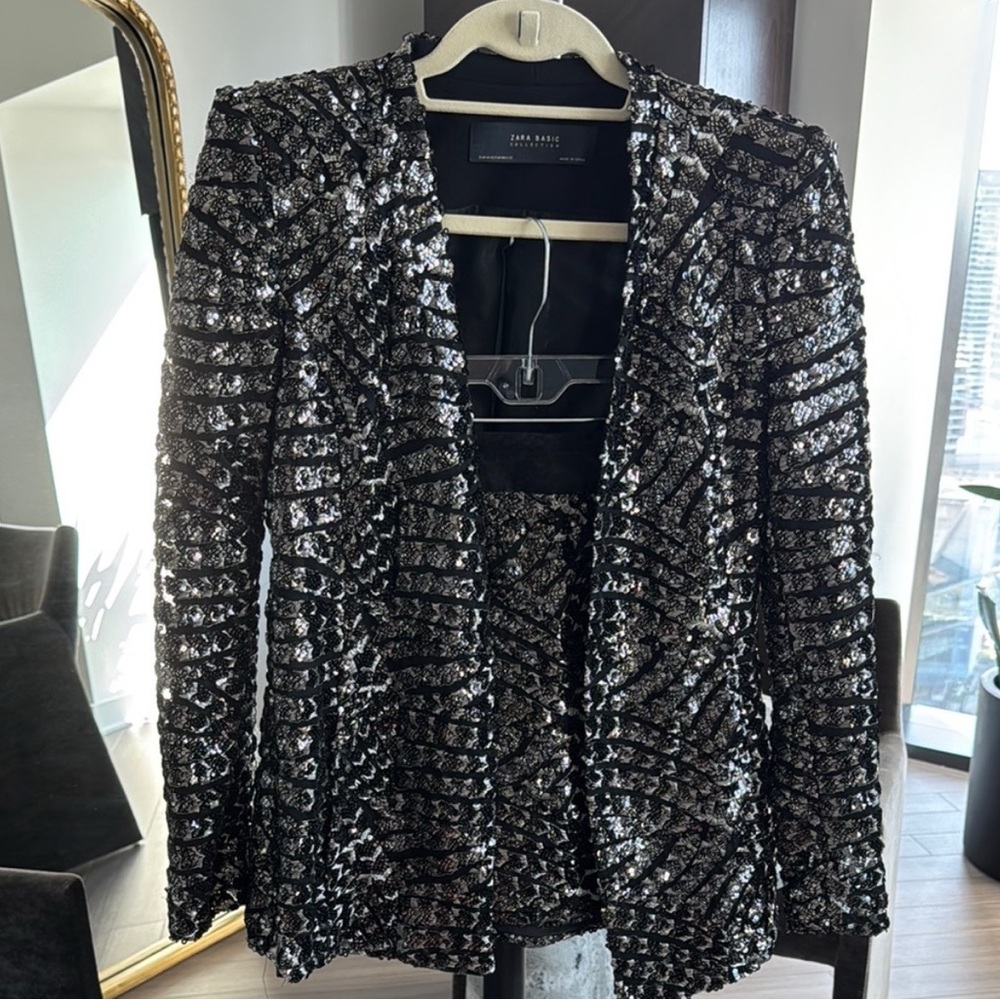 Zara Black Silver Sequin Mini Skirt